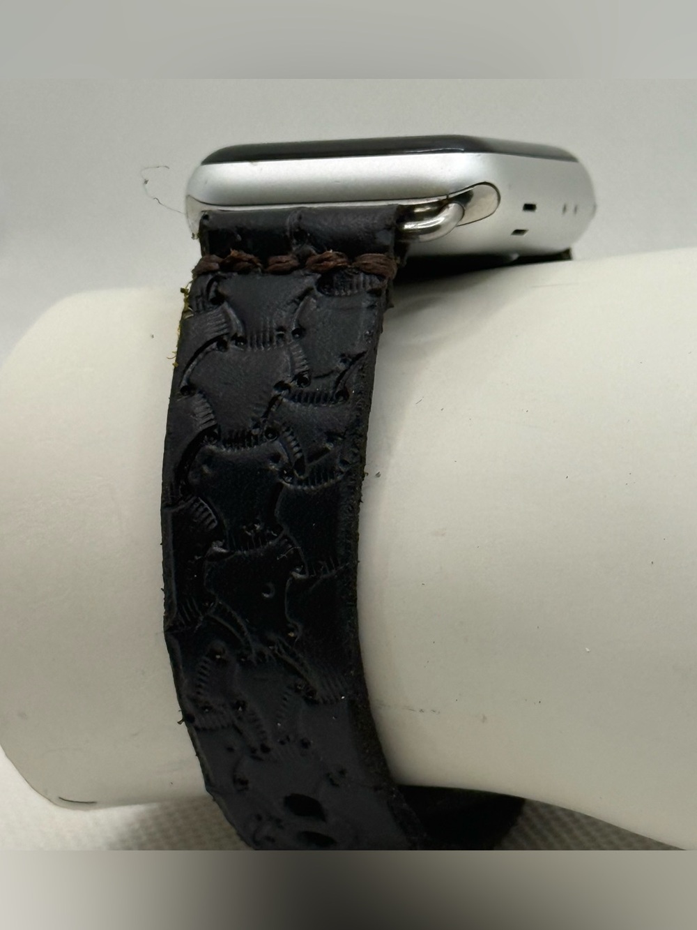 Handmade Brown Leather Apple Watch Band – Hand-Tooled Basket Weave